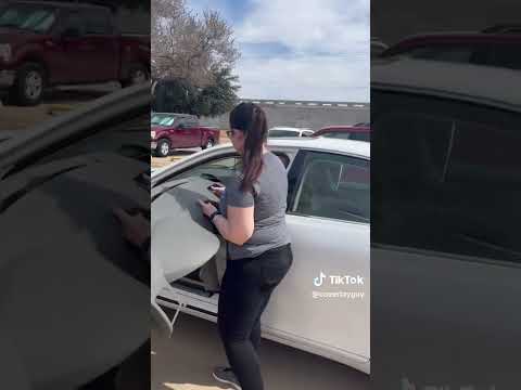 New Dash Cover on her Lexus in Minutes! #automobile #diy #details #lexus #dashrepair