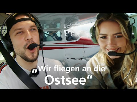 #abgehoben mit Slavik Junge & Elena Kamperi | Interview im Flugzeug | Flug an die Ostsee