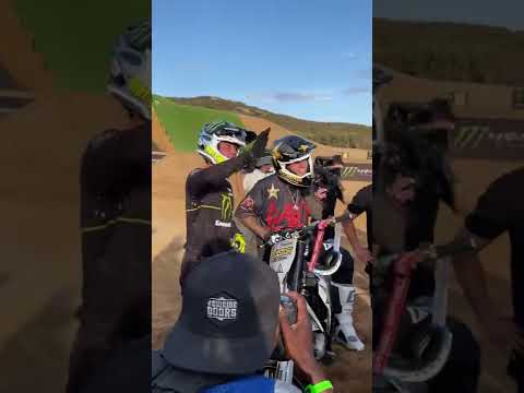 Colby Raha & Axell Hodges Xgames 2022 quarter pipe battle.