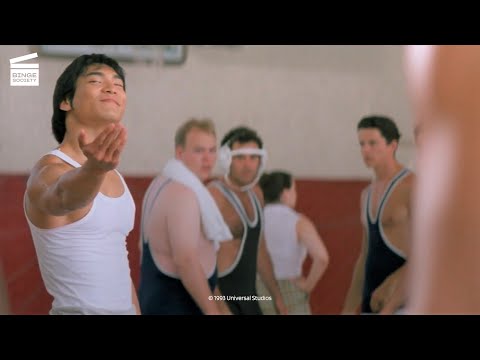 Dragon, l’histoire de Bruce Lee : Bruce montre comment se battre