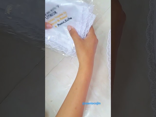 Vídeo relacionado con CARREDANA Pañuelo de Bautizo Bordado Personalizado. Personaliza Nombre, Color y Fecha. Toalla Bautizo-Regalo Personalizado (con Paloma Bordada)