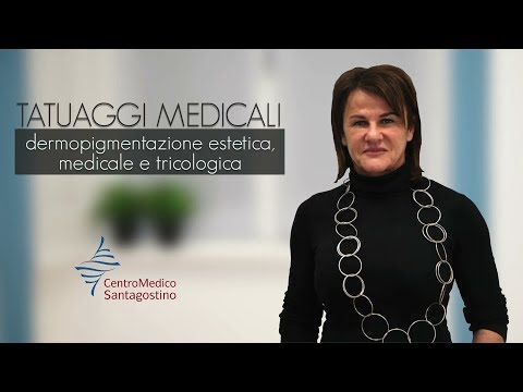 Dal quale le lentiggini del corpo e su una faccia appaiono Il pigmentary nota su una gamba al bambino