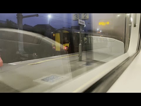 Great Western Railway: Journey on Class 802 from Newbury to London Paddington