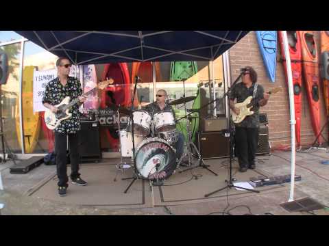 Tsunami Of Sound performs 'Pier Pressure'