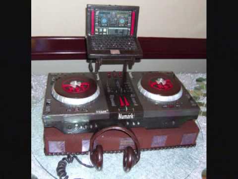 Best DJ cake Ever!.wmv