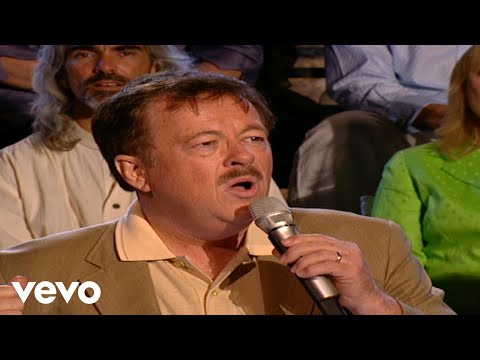 Bill & Gloria Gaither - Then He Bowed His Head and Died [Live] ft. Larry Ford