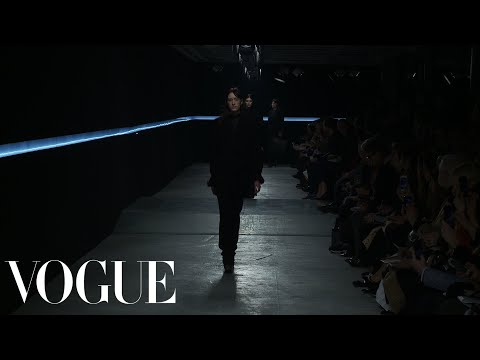 Christopher Kane Fall 2014 Ready-to-Wear - Fashion Show - Style.com