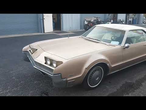 1967 Oldsmobile Toronado