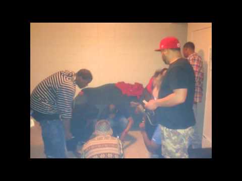 2013 Thugging ... HELLO ENT. THE MIX TAPE MAC RIO FT K BLUCKA & T SHISTY VIDEO COMMIN SOON!