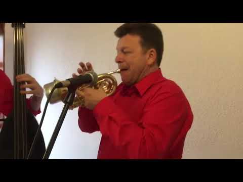 Aqua de beber (Clip) -- Sergiej Kriuczkow (Riverboat Duo)