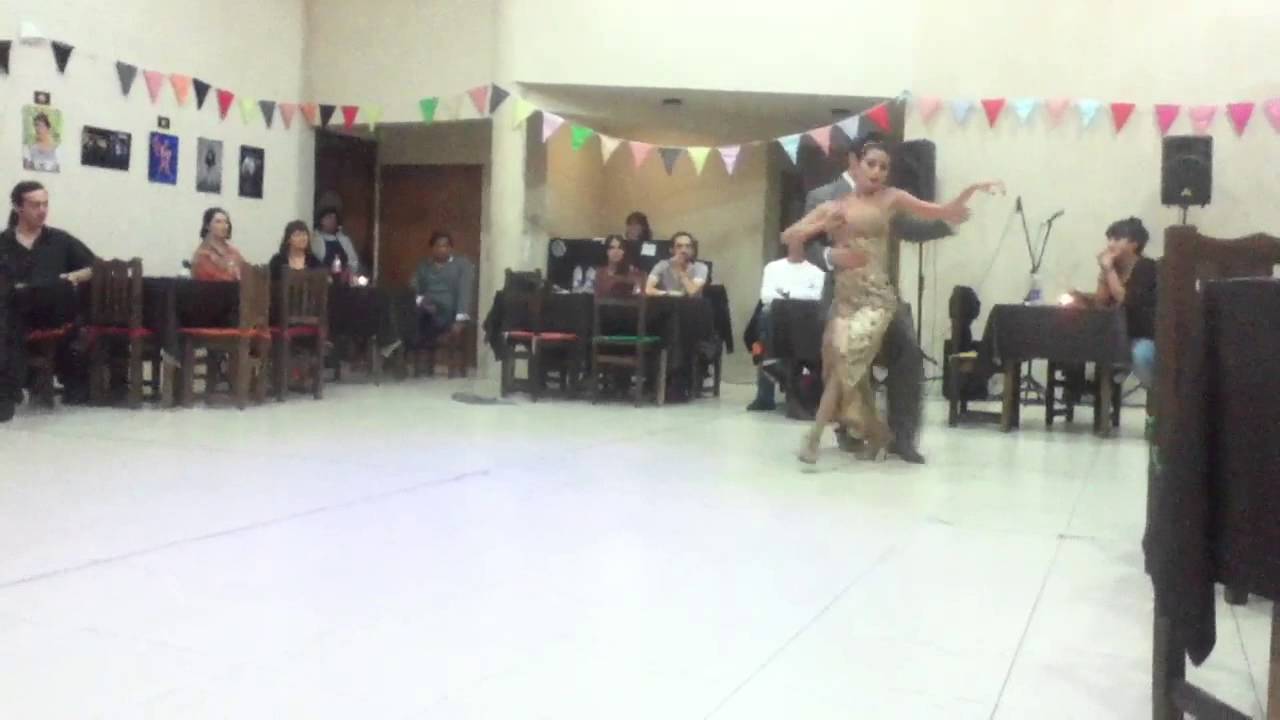 Video thumbnail for Nathalia Peña Muñoz y Gonzalo Angeles en La Traicionera 2/4