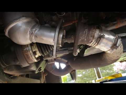 2002 Jeep Liberty 3.7 V6 Catalytic Converter Left Side How to Replace Change Part 2