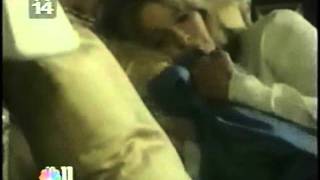 Una Reina Va Detrás De Un Rey