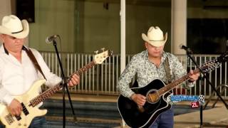 Nano Machado y Los Keridos - Mil Amores (En vivo 2017)