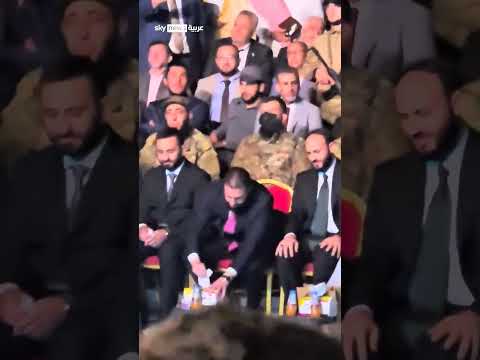 فيديو | لحظة بكاء الرئيس السوري أحمد الشرع في حلب | #سوشال_سكاي