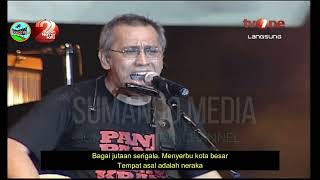 Download lagu 🔴 [HD] IWAN FALS - BUNGA TROTOAR - Lirik || Live TV One 2009 mp3