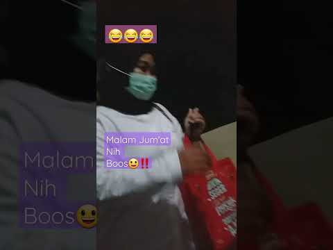 Abang driver ini Rela Hujan²an Jemput istri di Malam Jum'at #driver #ojol #grab #gojek #shorts