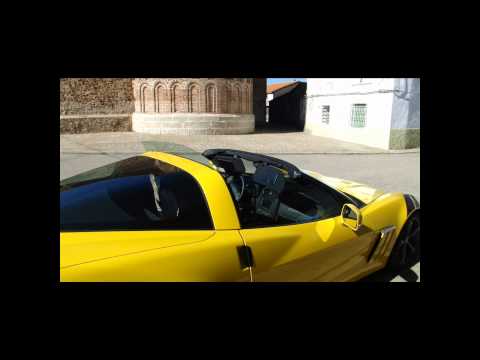 Chevrolet Corvette. Proceso para eliminar el techo.
