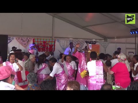 Bigi Sma Dey Kwaku. 65+’ers in het zonnetje gezet.