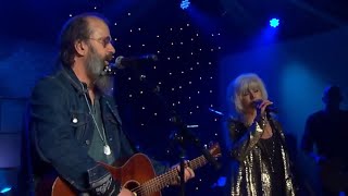 Steve Earle and Emmylou Harris with "Goodbye" from Skyville Live