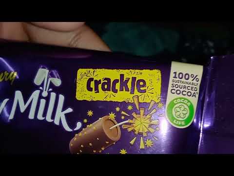 Unraping dairy milk crackers chocolate 🍫🍫🍫#trending #shorts #dairymilk
