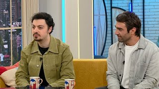 Առավոտ լուսո. Դավիթ Մանոյան, Վան Եղիազարյան