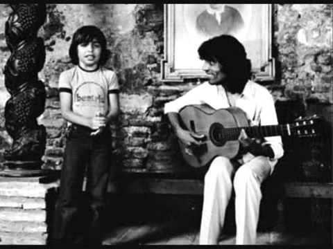 Videoclip de Vendrán Días (En Directo) — Manolo García