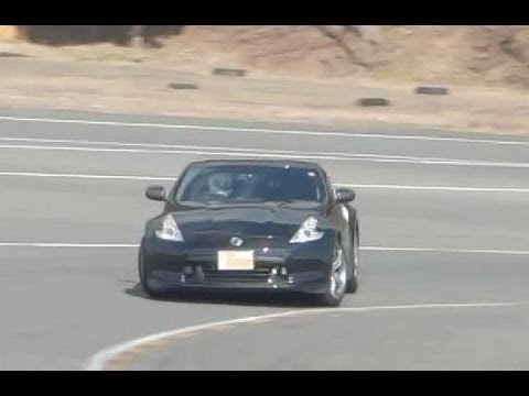 ハンドリングクラブinもてぎ(右周回午前2走行風景)2013.02.23