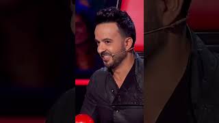 Luis Fonsi reta a Pablo López a decir un trabalenguas en inglés 😂 | #LaVozGlobal #Shorts