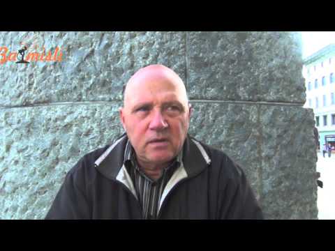 Slovenija že globoko v tretji svetovni vojni - YouTube