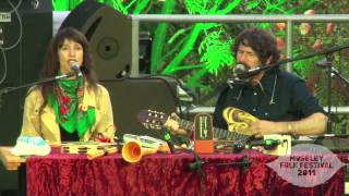 Gruff Rhys - The Court of King Arthur - Video - Moseley Folk 2011