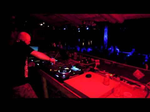 Atjazz @The Beach Stage (Suncebeat 4 - Tisno, Croatia) - Jul 29, 2013 (2)