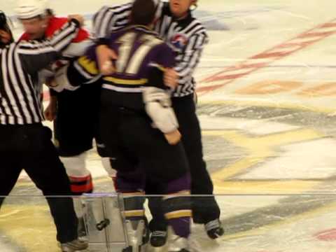 Richard Clune vs Adam McQuaid