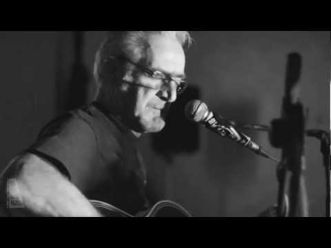 Angelo "Leadbelly" Rossi - Travelling Riverside Blues (live at Ex Cinema Palazzo)