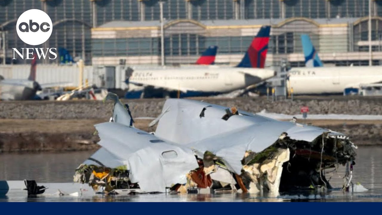 Fireball in the sky: Jet collides with helicopter over the Potomac