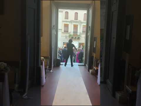 Anteprima video "Uscita chiesa Taormina - violinista" su Lyrium