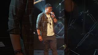 Download lagu Ketika Ariel NOAH Nyanyi Bareng Penonton, Tapi... #shorts mp3