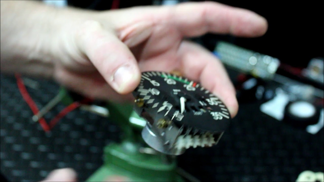 How does an RPM gauge work? More REF