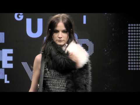 Liu Jo Fall - Winter 2015 16 Fashion Show