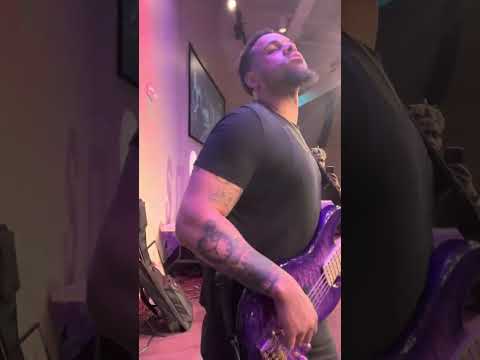 JOHN P. KEE (Kenyon Sanders on Bass) 🔥 #BASSMODS