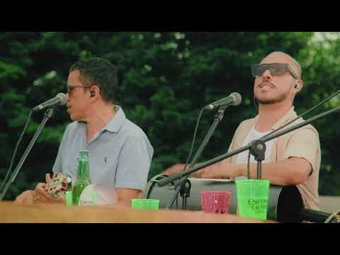 Akatu & Revelação - Amor estou sofrendo / Além do normal / Ninguém é dono de ninguém