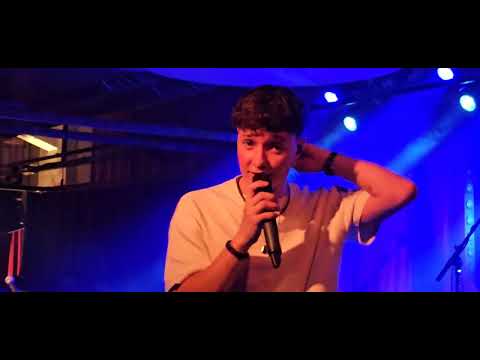 Remo Forrer in Concert  Zürich  Papiersaal   2024