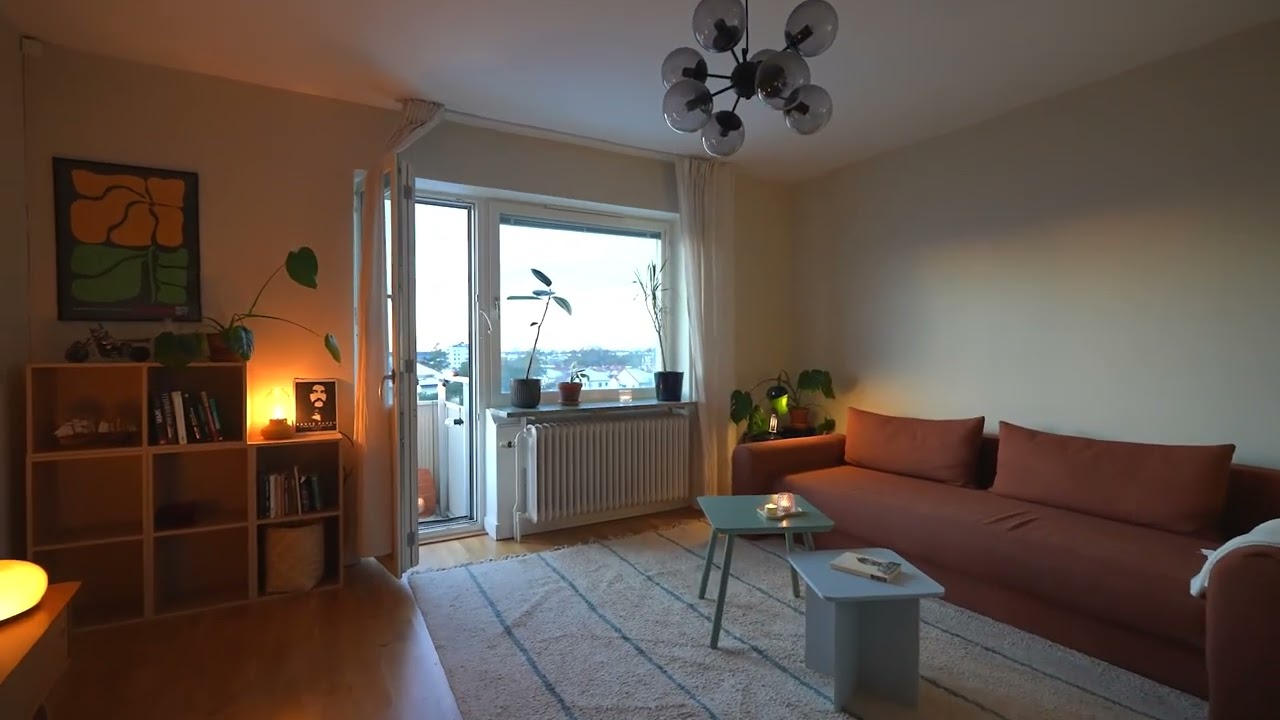 2 rum Lägenhet på Voxnegränd 1 Bagarmossen Stockholms kommun - video