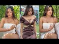 Big Ass Hips Girl Shakers Big Boobs Girl Sexy Boobs Girl Beautiful Boobs Hot Girl Seducing Girls