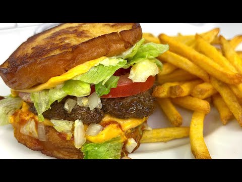 HOW TO MAKE THE FIVE GUYS GRILLED CHEESE CHEESEBURGER!