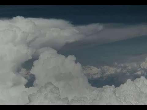 Superscience :  Au coeur de l'orage