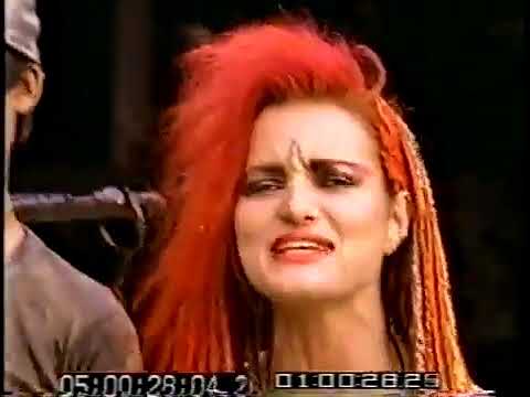 Jennifer Batten ( Feat. Michelle Rohl) -  Respect