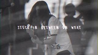Songtext von The Warning - When I'm Alone Text Musik-video-Miniaturansicht