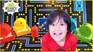 Download lagu Pac Man Board Game with Ryan s World... mp3