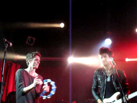 Neverending White Lights f. Evan Konrad - The Lonely War (Live)